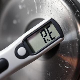 Milk thermometer reading